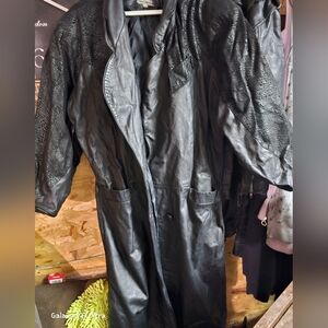 80's-90's Womens Black Leather Trench Coat